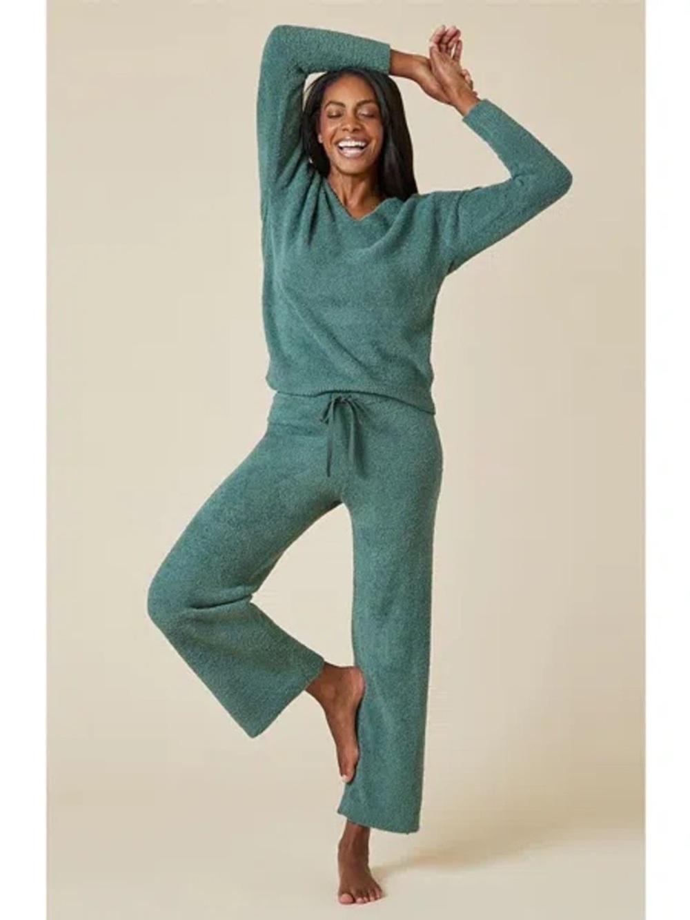 NWT Softies Solid Marshmallow
V-Neck Lounge Set Dusty Green Size XS